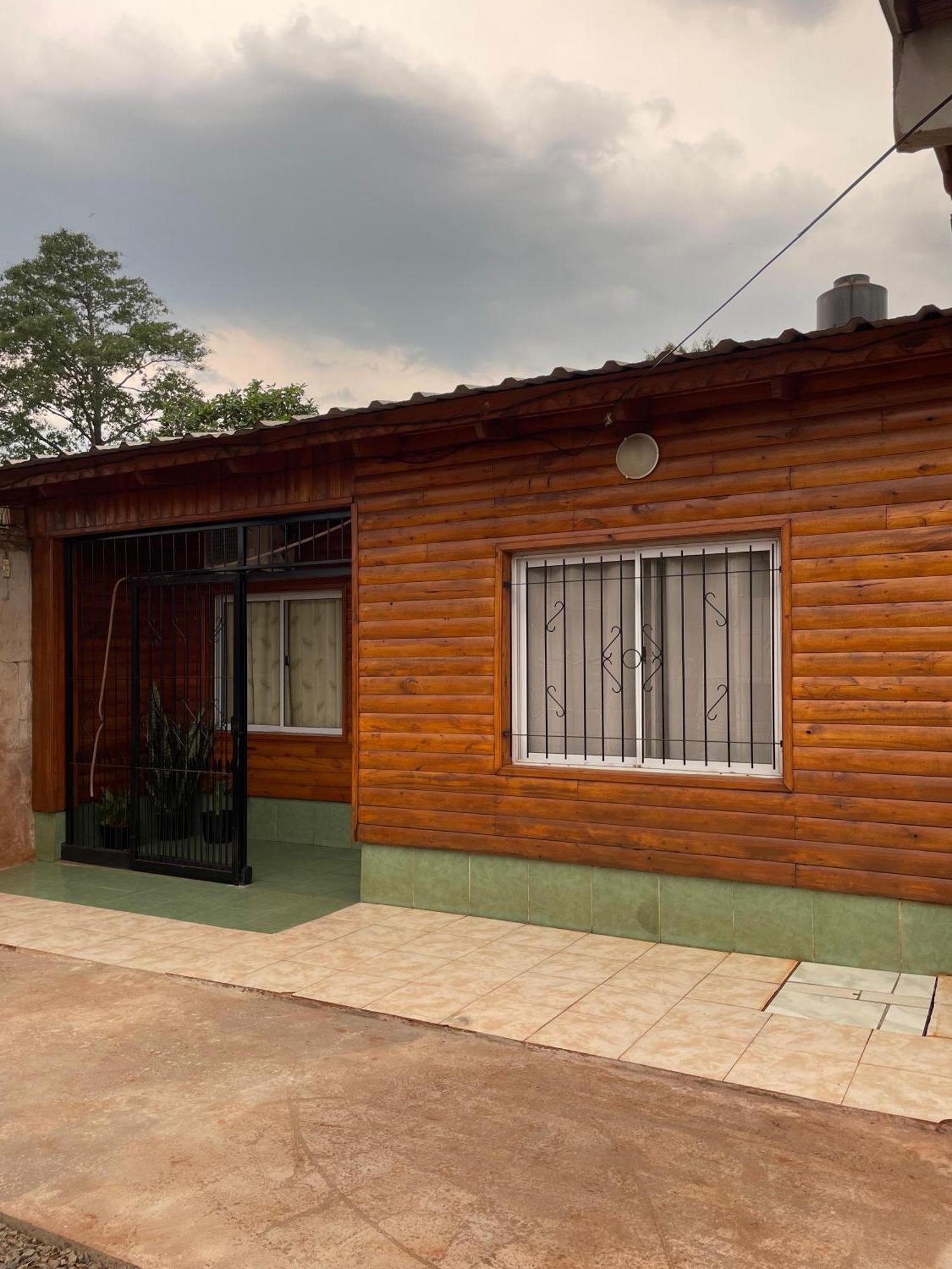 Alojamiento Facundo Puerto Iguazú Exteriör bild